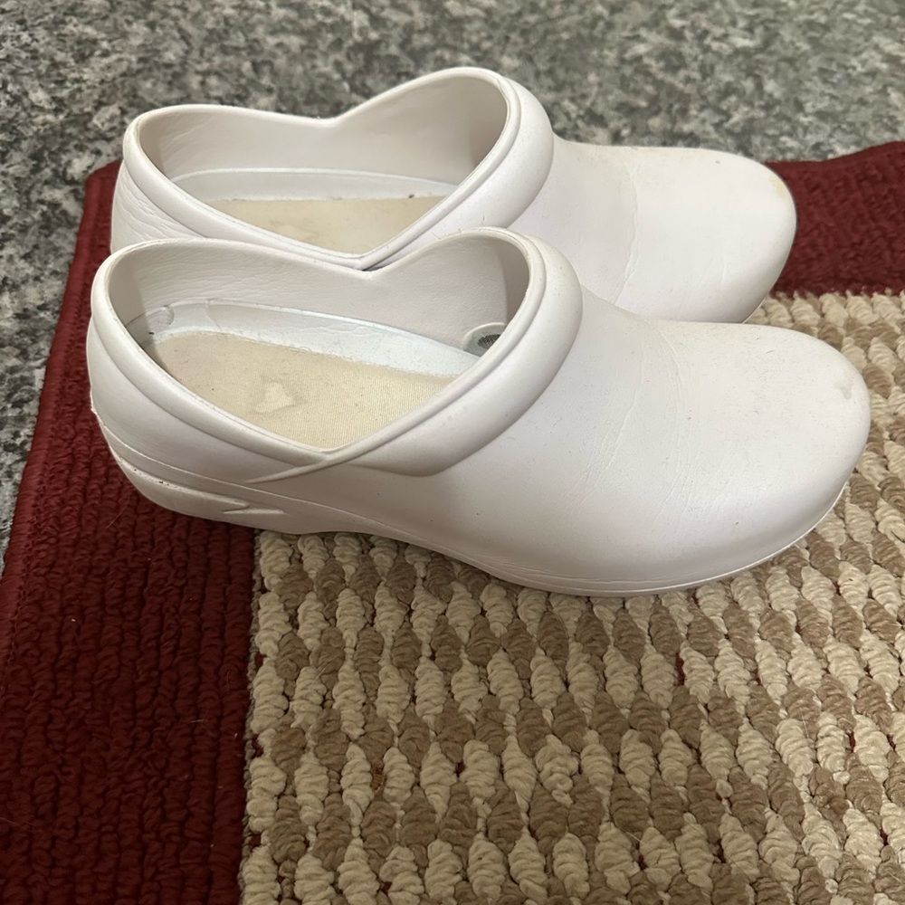 White Clogs - Picture 3 of 4
